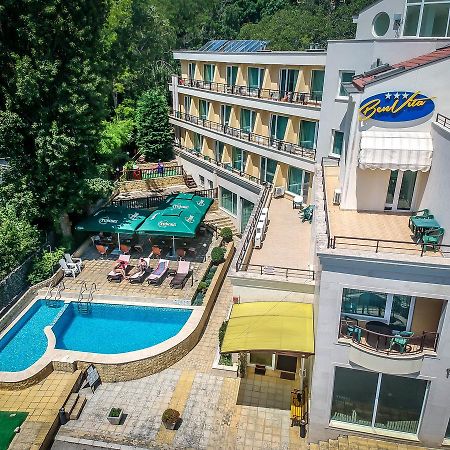 Benvita Hotel Golden Sands Bagian luar foto