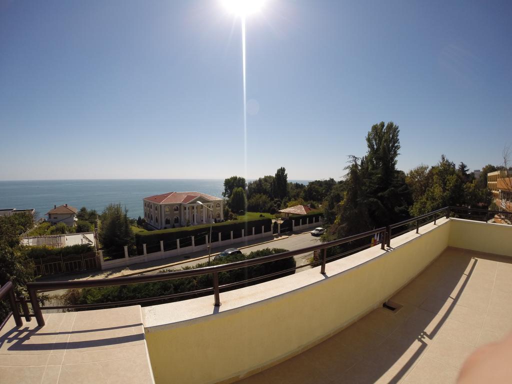 Benvita Hotel Golden Sands Bagian luar foto
