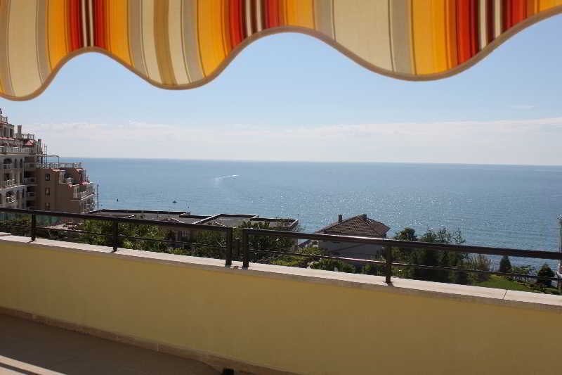 Benvita Hotel Golden Sands Bagian luar foto