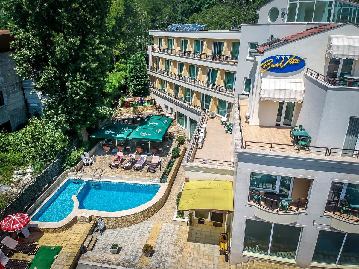 Benvita Hotel Golden Sands Bagian luar foto