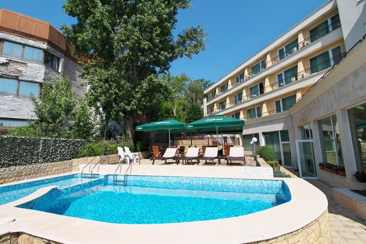 Benvita Hotel Golden Sands Bagian luar foto