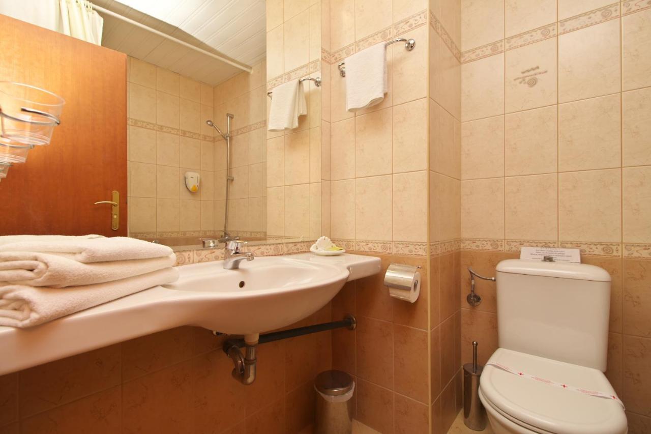 Benvita Hotel Golden Sands Bagian luar foto